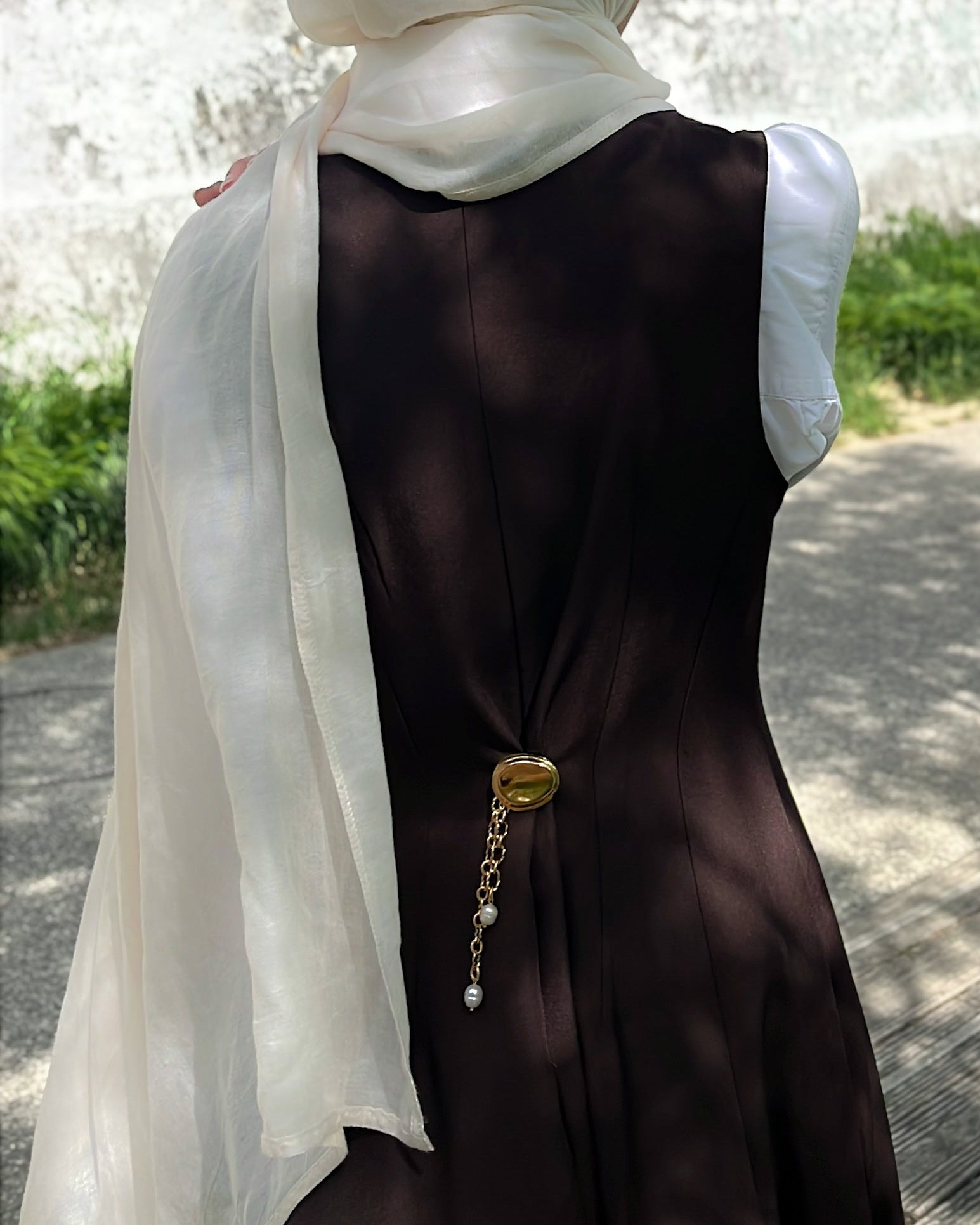 COLLIER-CRAVATE LORA