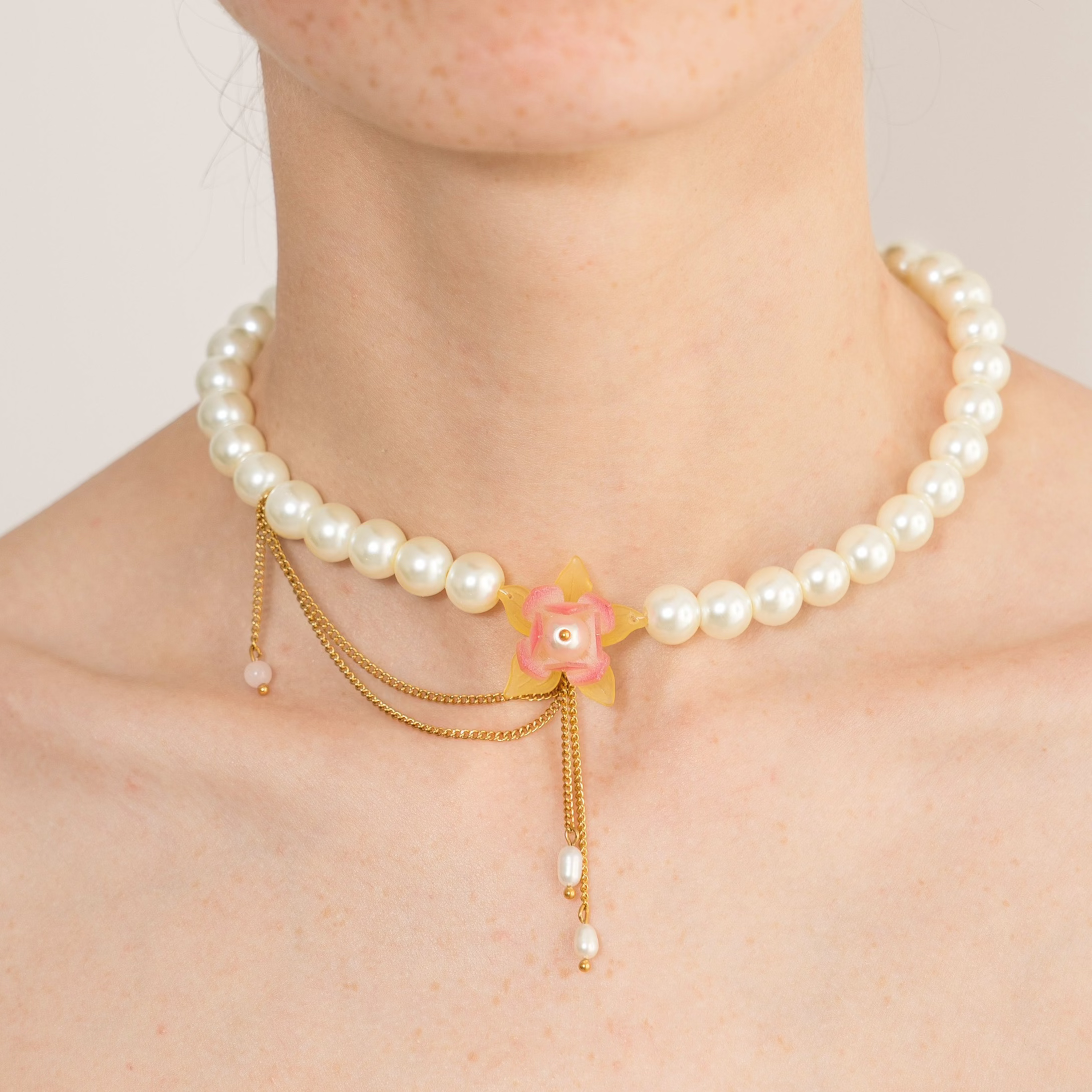 COLLIER BLOSSOM