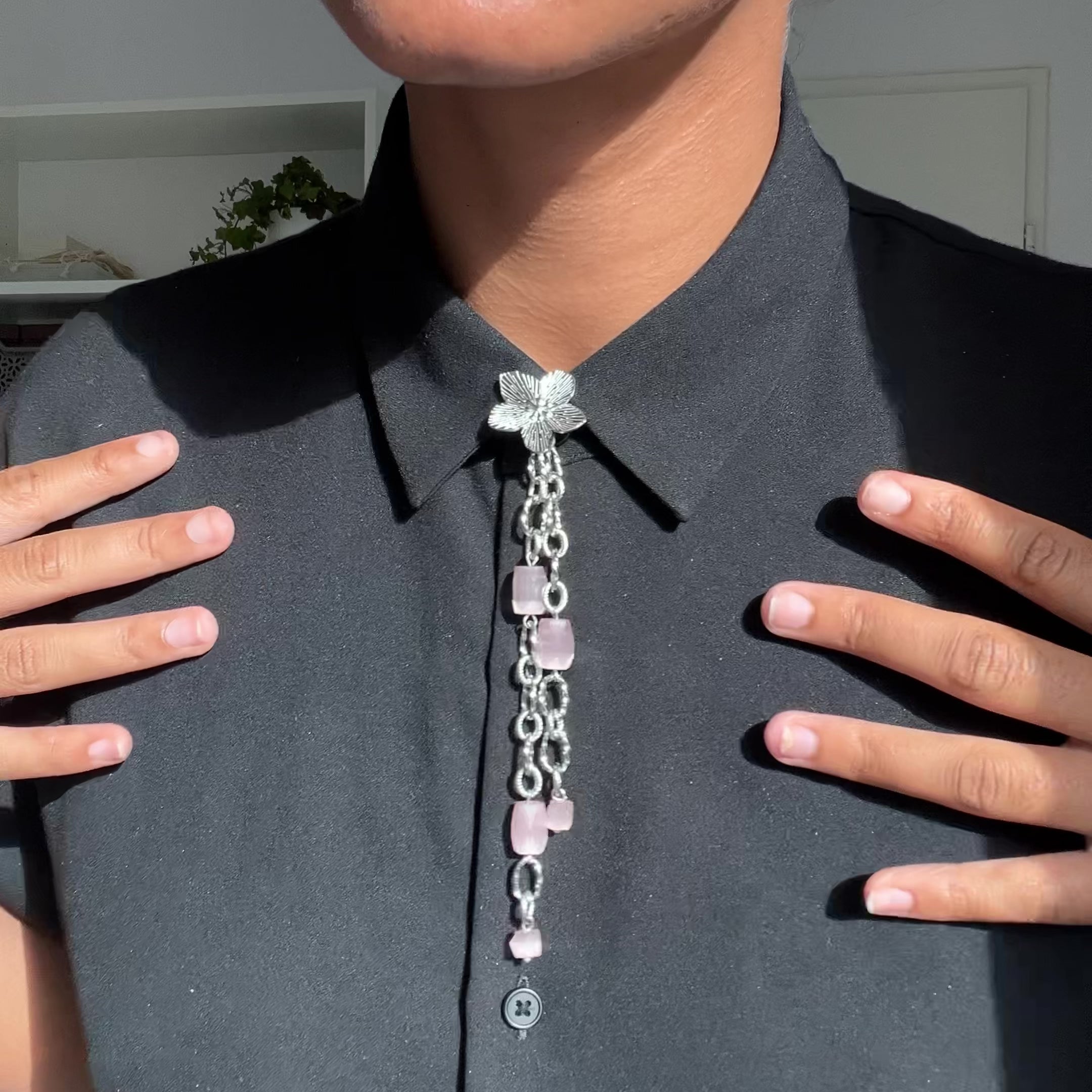 COLLIER CRAVATE 1